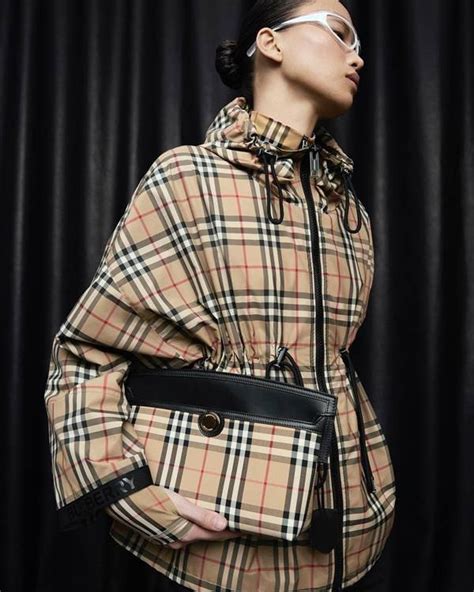 estampa da burberry|Clássicos Burberry: descubra peças icônicas .